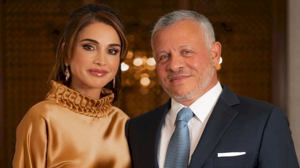 أول تعليق للملكة رانيا منذ الأزمة في الأردن بين الملك والأمير حمزة.. ماذا قالت؟