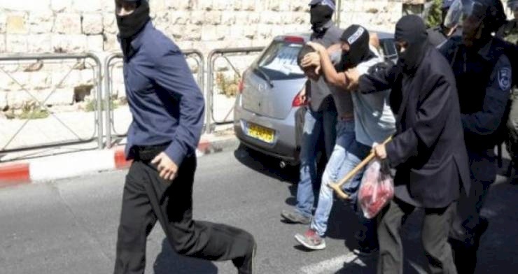 مستعربون يختطفون ثلاثة أشقاء من قطنة غرب القدس 