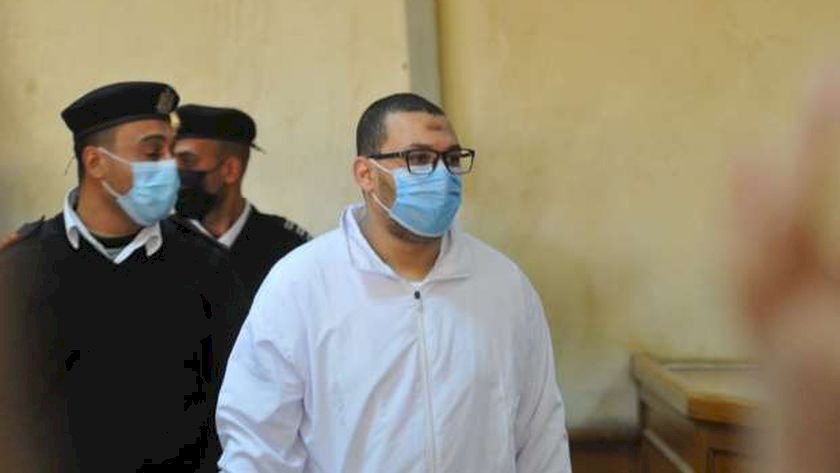 محامي "متحرش المعادي": لديه ميول جنسية تجاه الأطفال وليس مريضا نفسيا