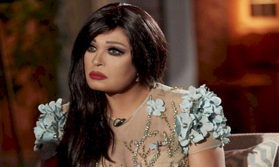 فيديو| هكذا ظهرت فيفي عبده بعد العملية الجراحية الصعبة.. وضعها لا يطمئن وتتكلم بصعوبة