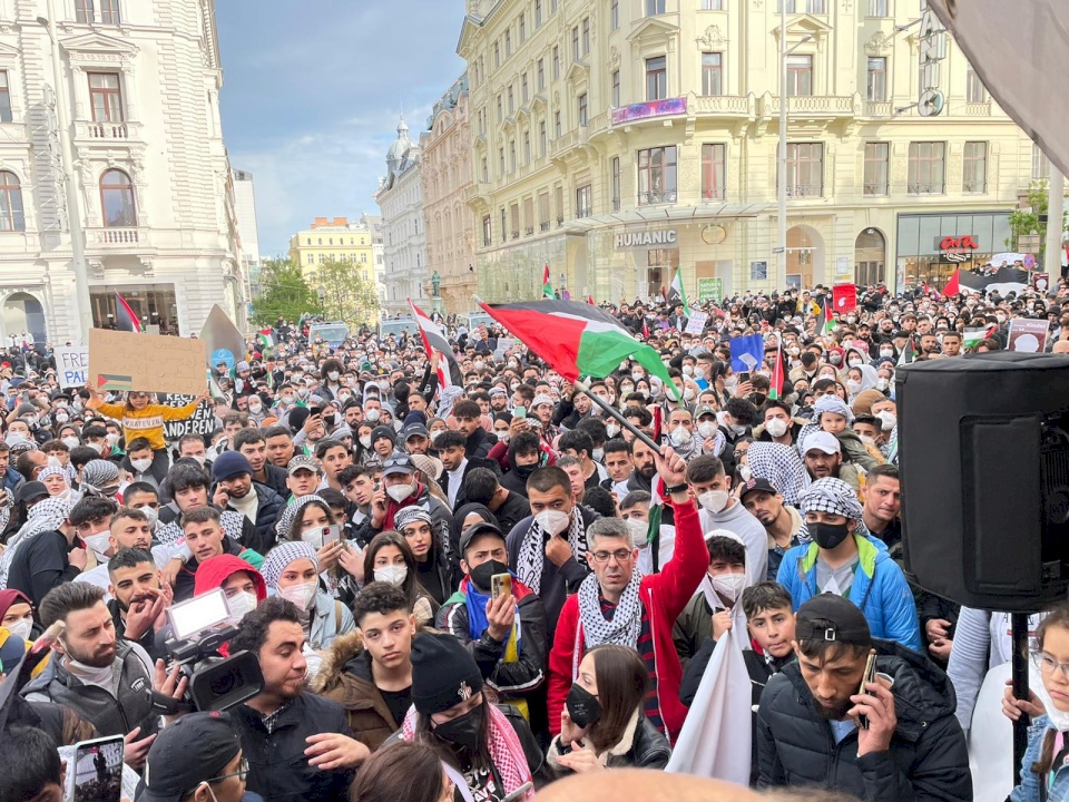 صور| مظاهرة حاشدة في فيينا نصرة للقدس
