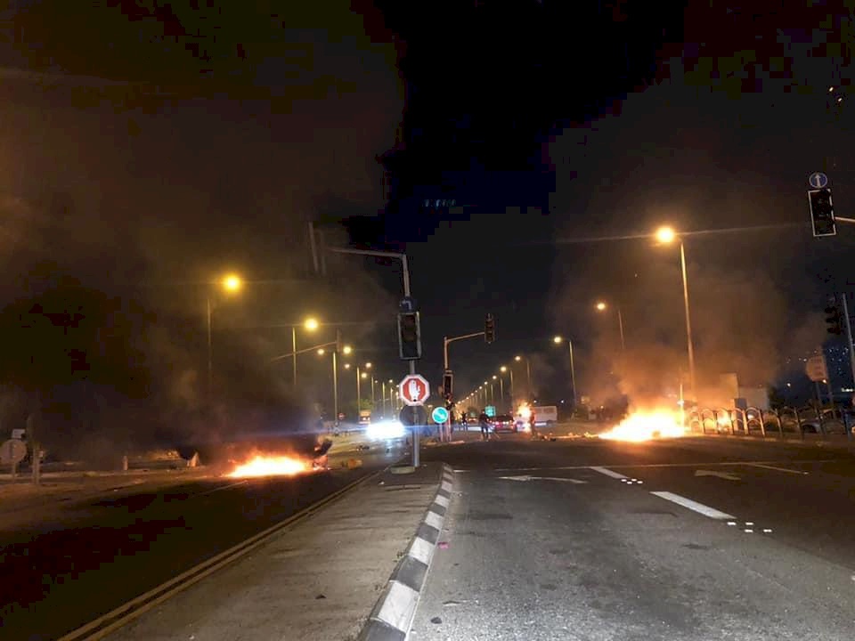 رئيس بلدية اللد: المدنية تشهد حرباً أهلية بين الفلسطينيين والإسرائيليين