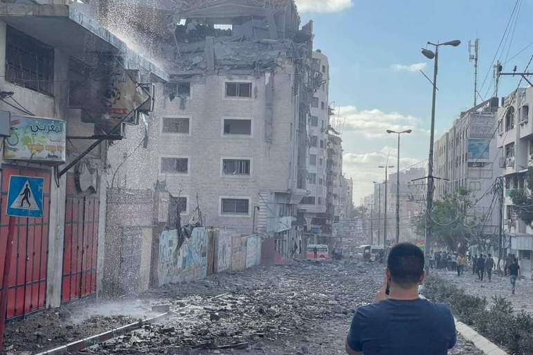 الاحتلال يقصف 21 مؤسسة صحية في غزة