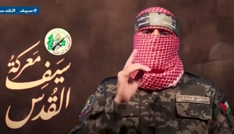 شاهد الناطق باسم كتائب القسام "أبو عبيدة" في سلطنة عمان