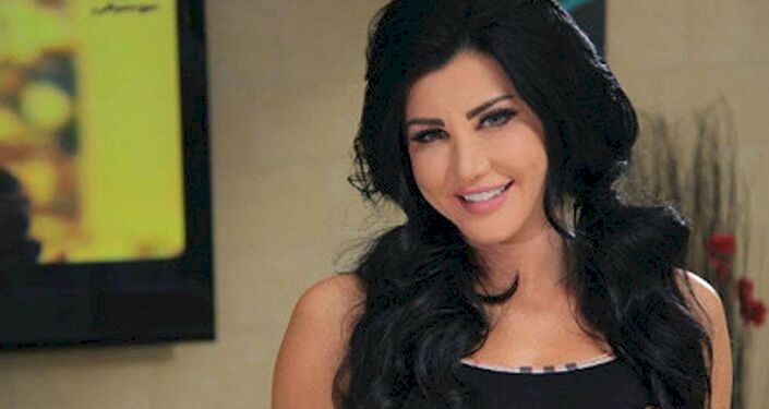 فنانة سورية شهيرة تخرج عن صمتها بعد أنباء طردها من الإمارات بسبب فلسطين