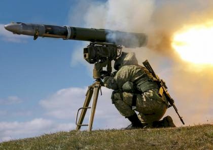 خبير عسكري يكشف عن مصدر الصواريخ الحديثة المضادة للدروع لدى حركة "حماس"