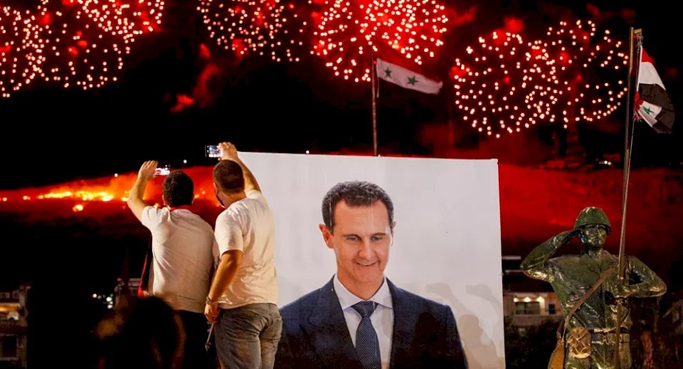 بعد انتخاب بشار الأسد رئيسا.. الجيش الإيراني يبعث برسالة إلى وزير الدفاع السوري