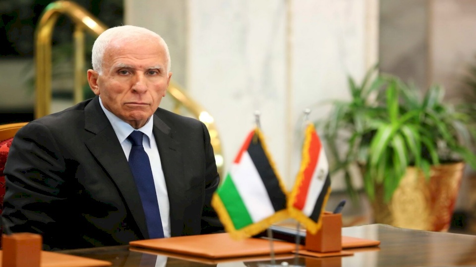 الأحمد: الإدارة الأمريكية جادة في إعادة بناء ما دمره ترامب