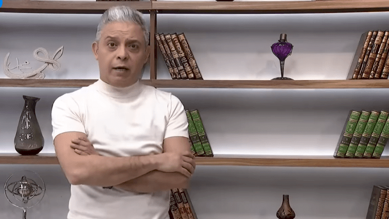 الإعلامي المصري معتز مطر يغادر قناة "الشرق" وتركيا خلال شهر