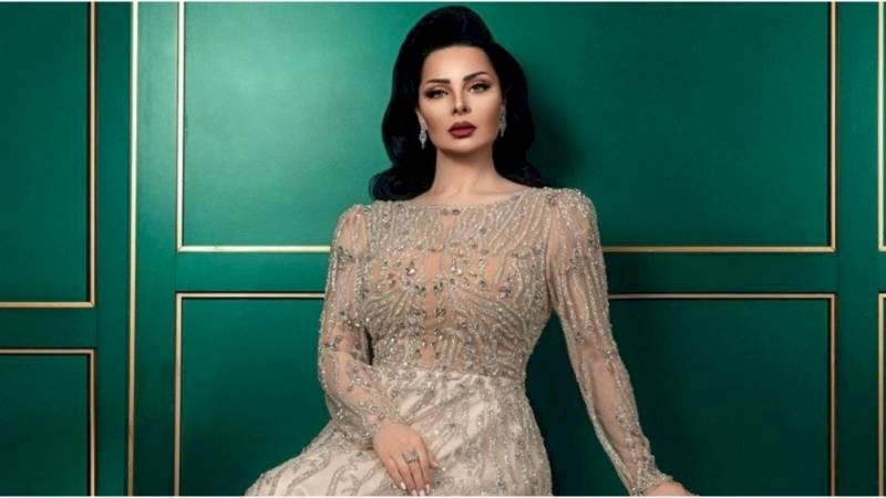 بالصورة: ديانا كرزون في مراحل متقدمة من الحمل وبوزن زائد تعيد إلى الذاكرة ظهورها الأول في سوبر ستار