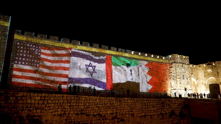 إدارة بايدن تستعد لتوسيع اتفاقيات التطبيع بين العرب وإسرائيل