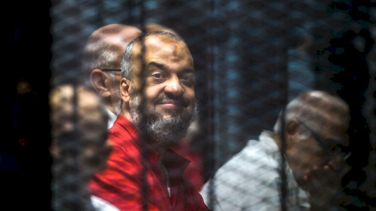 مصر.. الحكم بإعدام محمد البلتاجي وصفوت حجازي