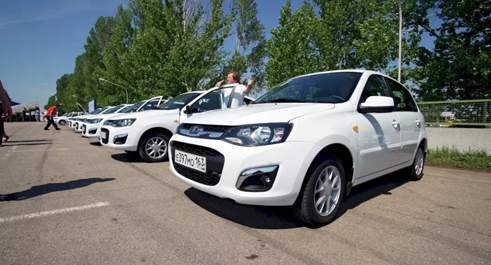 نصائح هامة قبل ركوب وقيادة السيارة أثناء الطقس الحار