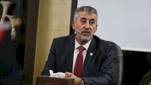 وزير الحكم المحلي: قرار حل المجالس البلدية دخل حيز التنفيذ أمس