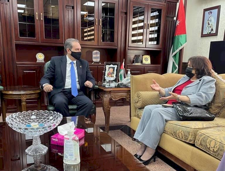 اتفاقية بين الأردن وفلسطين لتعزيز التعاون في المجال الصحي