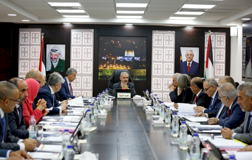 حزب الشعب يقرر الانسحاب من الحكومة الفلسطينية