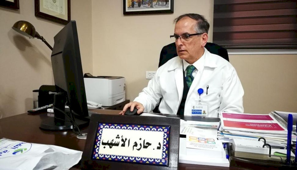 الطبيب الأشهب ينسحب من لجنة التحقيق في مقتل بنات