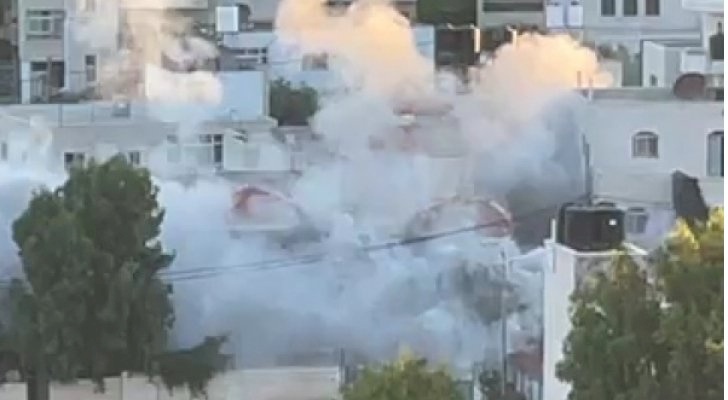 الاحتلال يفجر منزل منفذ عملية زعترة منتصر شلبي
