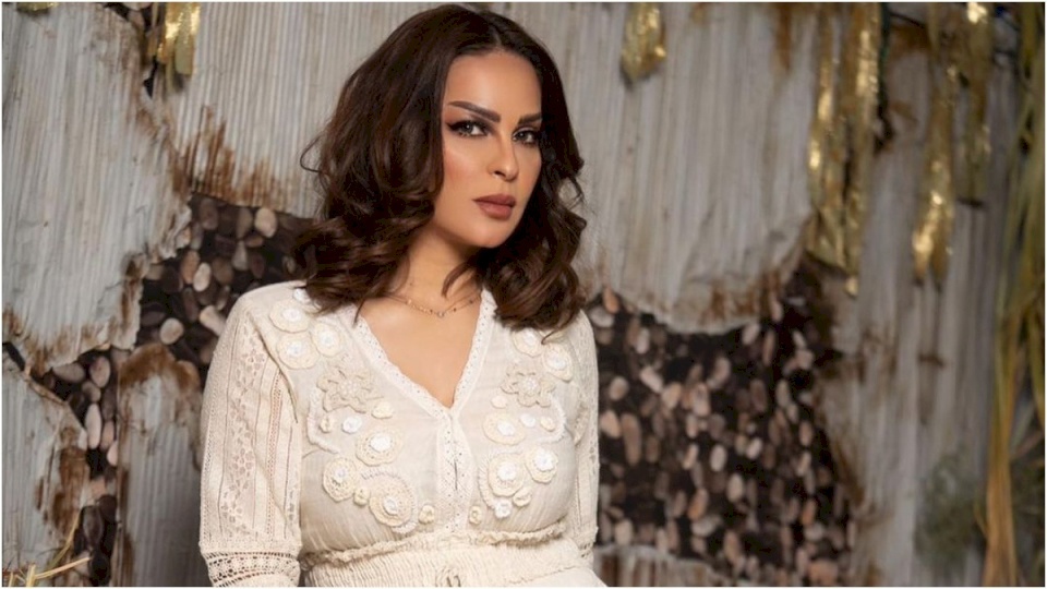  إلغاء حكم سجن والدة حلا الترك واستبداله بعقوبة بديلة