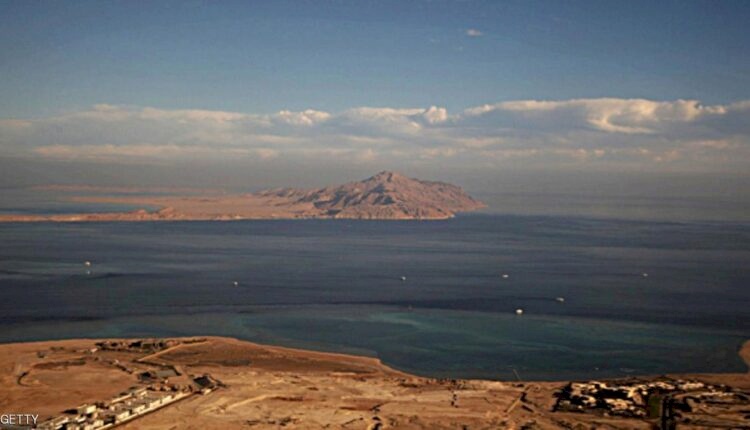حدث "غير عادي" في جزيرتي تيران وصنافير.. ماذا فعل حرس الحدود السعودي بمراكب مصرية؟