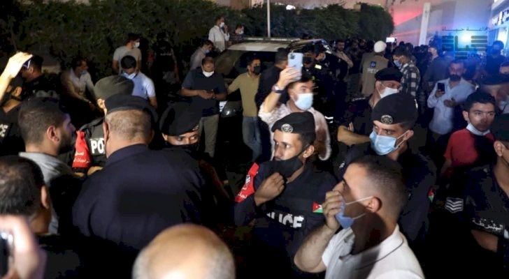 تزامنا مع تسجيل حالة وفاة.. مطالبات بالتحقيق في انقطاع الكهرباء بمستشفى في الاردن