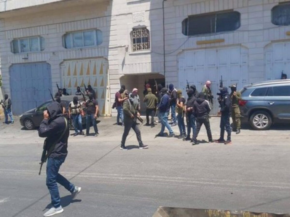 رئيس بلدية الخليل: العشائر والأمن ضبطتا الوضع بالمدينة