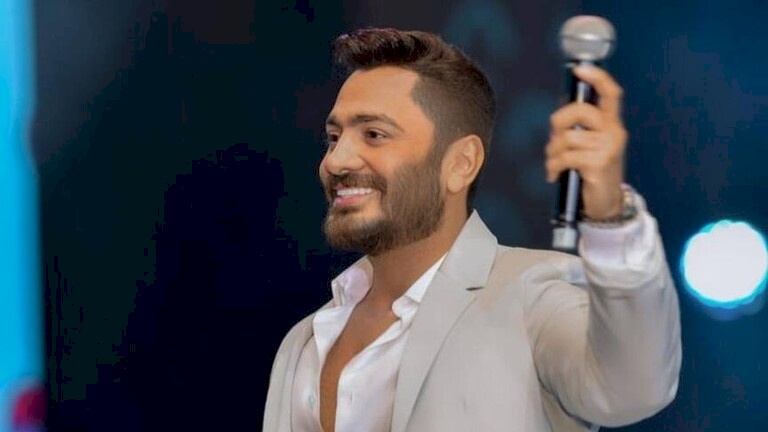 موقع مصري: فيلم "مش أنا" لتامر حسني لم يتصدر قائمة الإيرادات