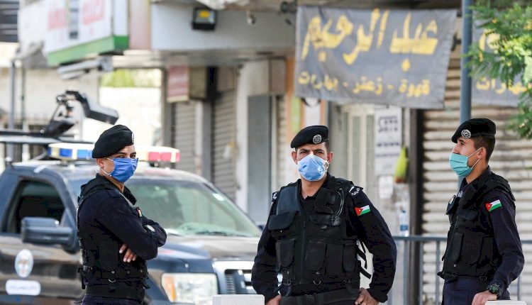 سكان العقبة في الأردن يستيقظون على جريمة مروّعة .. فتاتان تقتلان شقيقهما لهذا السبب!