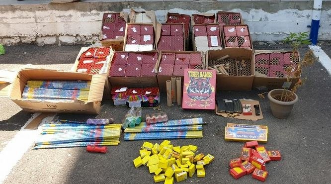 الشرطة: سنلاحق تجار الأسلحة والمفرقعات وضبطنا كميات كبيرة