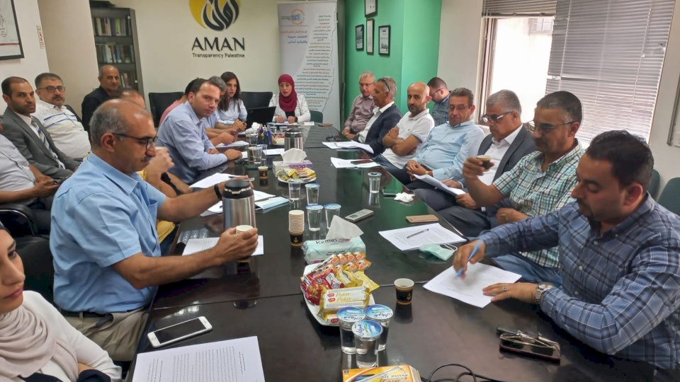 أمان: ضعف الشفافية وغياب والتقشف يفاقم العجز المالي للسلطة