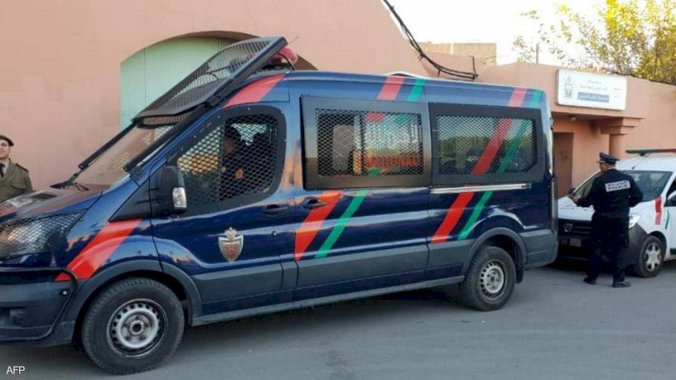 مغربي ذبح والدته ثم طاف برأسها المقطوع في الشوارع!