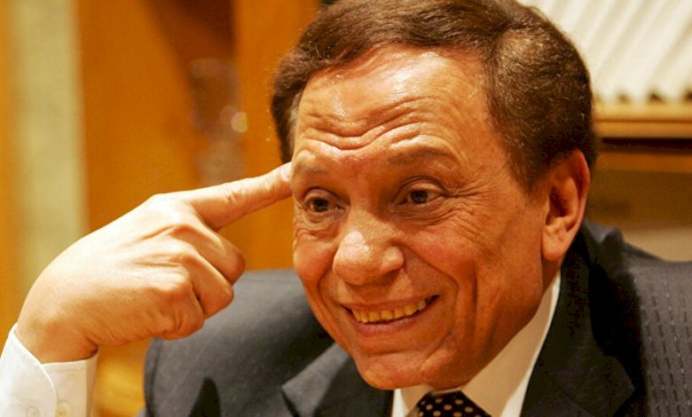 شاهد| أول ظهور لشقيق عادل إمام.. والمفاجأة زوجته فنانة شهيرة