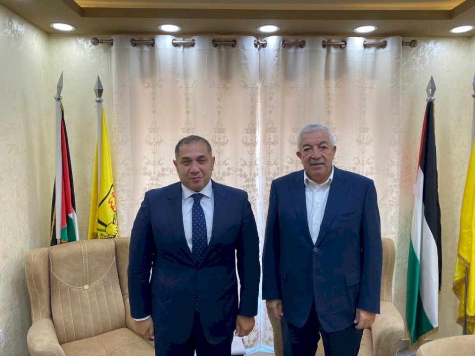 العالول يطلع السفير المصري على آخر التطورات