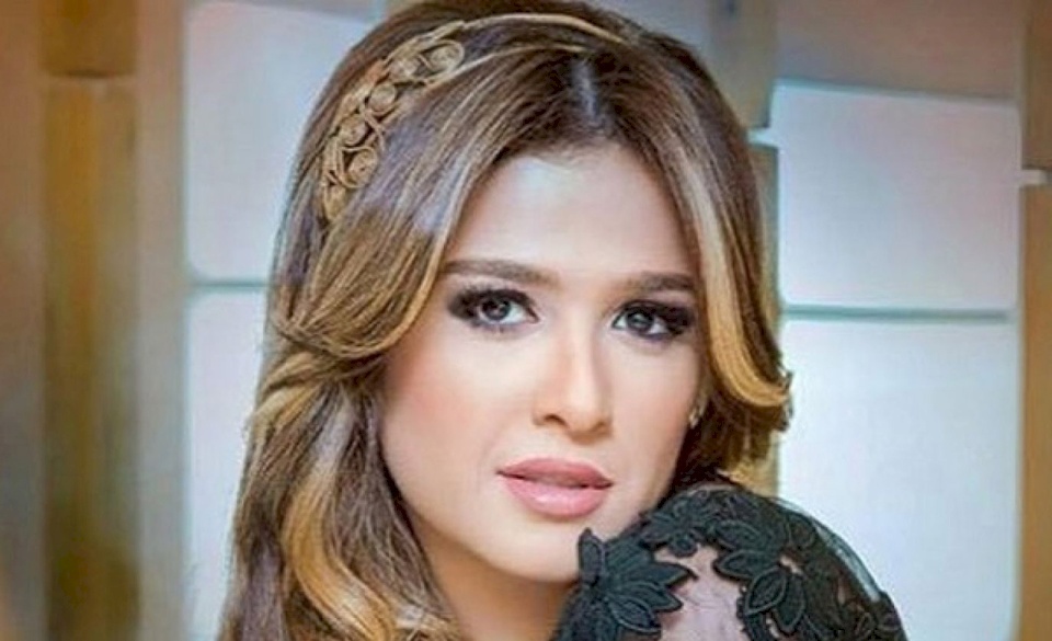 ياسمين عبدالعزيز في سويسرا لإكمال علاجها وعائلتها تكشف المتسبب بحالتها