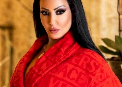 فجر السعيد تسخر من سمية الخشاب بسبب التحرش