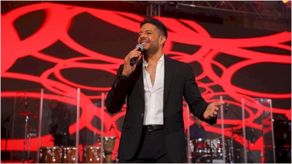 هل ظهرت سعاد حسني مع محمد حماقي في فيديو كليب "لو هتسيب"؟