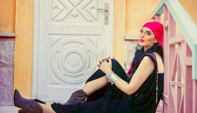 صورة| شاهد الصورة التي نشرتها حورية فرغلي وأثارت جدلاً واسعاً وتعليقها الغامض عليها!