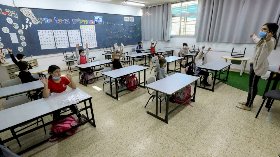 دعوة لتأجيل العام الدراسي في إسرائيل