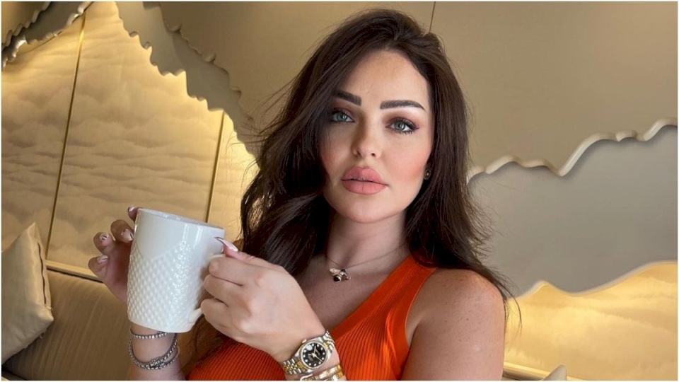 زين كرزون ترد على المتنمرين بتعليقات "يا دبة.. يا ناصحة" (فيديو)