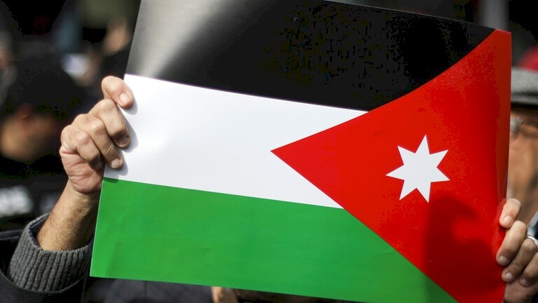 الأردن: وفاة "وزير السعادة" وحزن كبير يعم مواقع التواصل