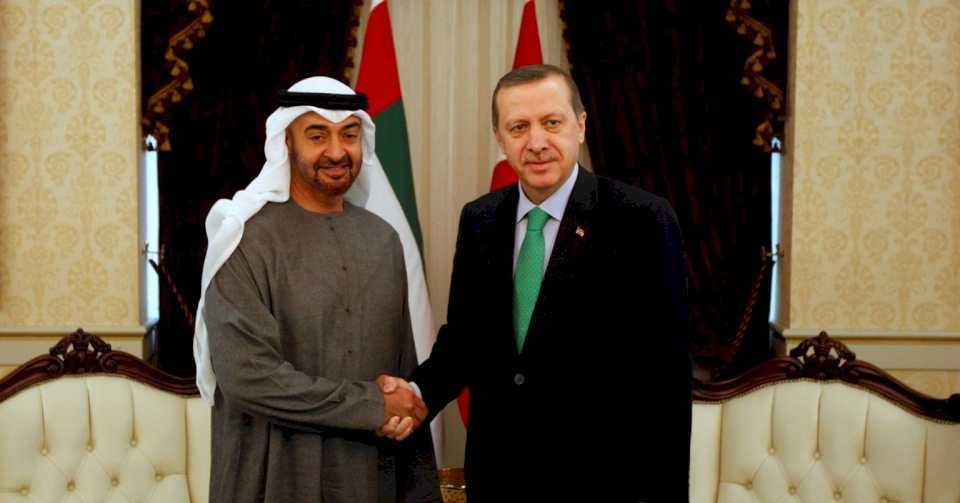 بعد سنوات من القطيعة.. ماذا دار بين محمد بن زايد وأردوغان؟