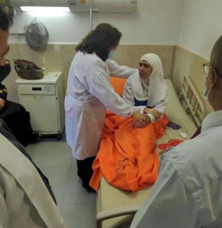 نقابة التمريض والقبالة تنفذ إضرابًا بعد الاعتداء على ممرضة في مجمع فلسطين الطبي