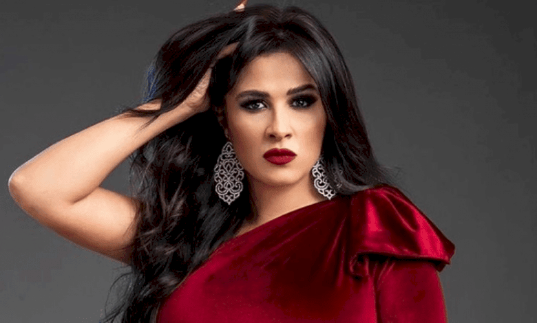 أخرهم «الغيبوبة والطلاق».. 5 شائعات طاردت الفنانة ياسمين عبد العزيز