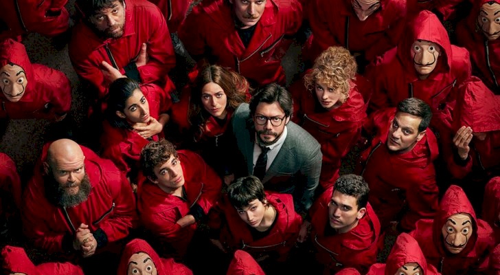 قبل ساعات من عرض "La Casa De Papel".. "البروفيسور" ينشر صوراً شوقت المتابعين