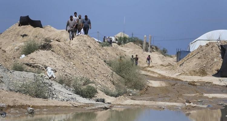 انتشال جثامين 3 عمال من نفق حدودي بين غزة ومصر