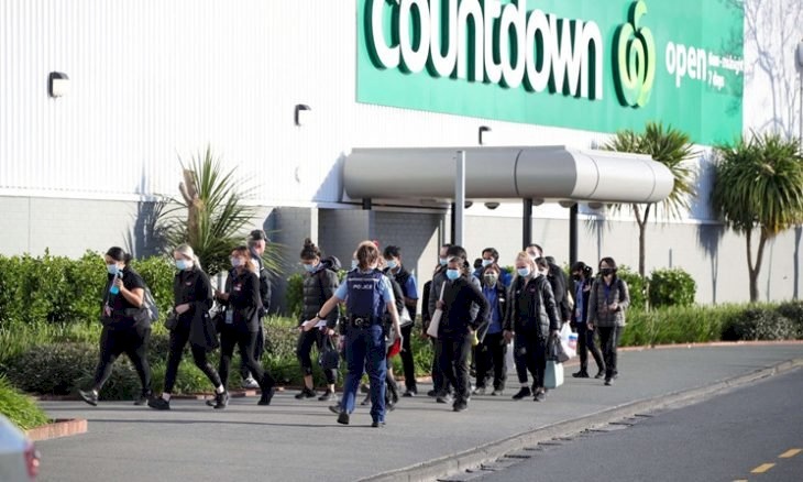 سلاسل سوبر ماركت بنيوزيلندا تسحب السكاكين من أرففها بعد هجوم