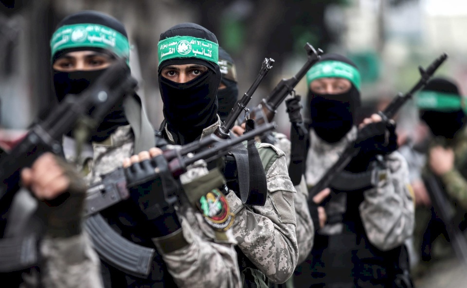 القسام: العمل على تحرير الأسرى واجب كل فلسطيني