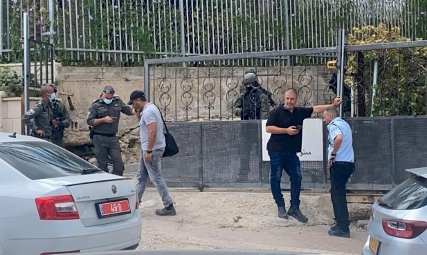 "عملية جلبوع".. تفتيشات واعتقالات بحثاً عن الأسرى الستة في الداخل