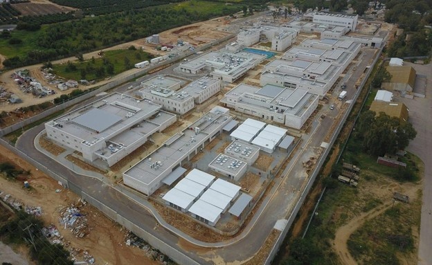 ثغرة جديدة.. مخططات سجن إسرائيلي منشورة على الانترنت