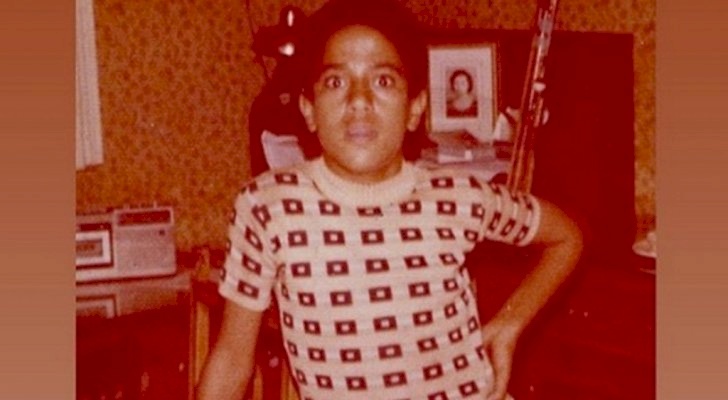 خمنوا من هذا الطفل الذي أصبح ممثلا مصريا شهيرا